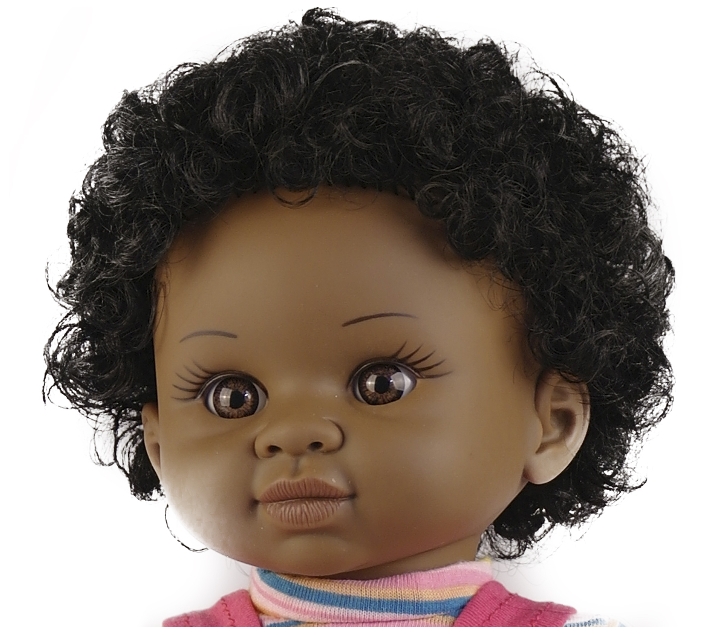 Muñeca con rasgos africanos