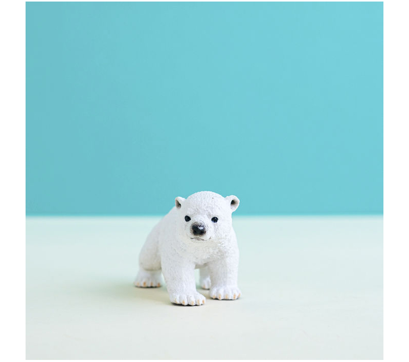 Living Nature Oso Polar Cachorro Sentado Suave Juguete 