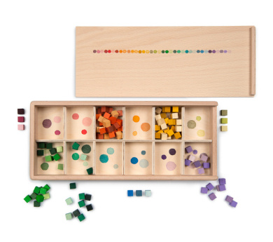 Caja con 400 cubos de colores - Mis and Match