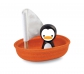 Barca pequeña con pingüino